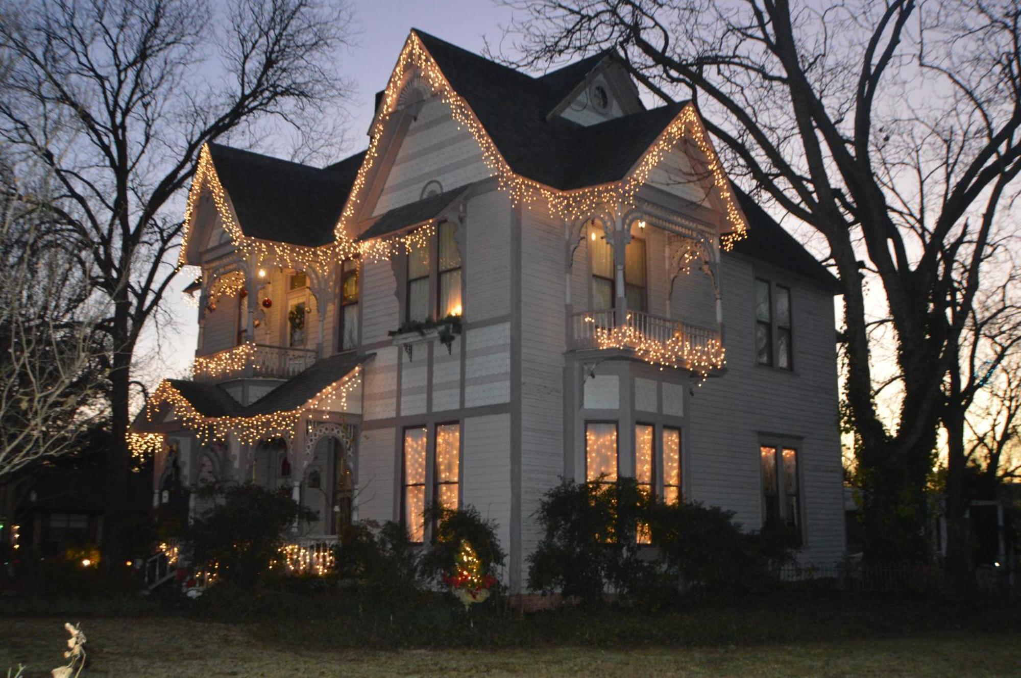 Carleton House Bed And Breakfast Bonham Εξωτερικό φωτογραφία